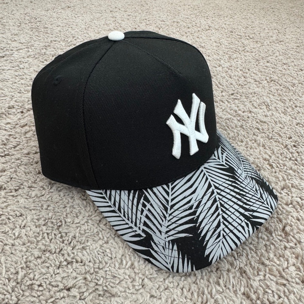 New York Yankees Hat Mitchell Ness Black Gray Palm Leaf‎ Snapback Pro Pinch Cap - Picture 3 of 9